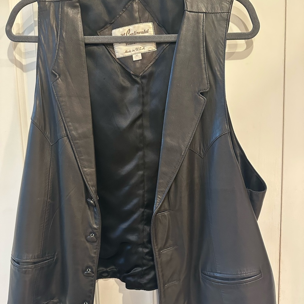 Chic Black Leather Vest for Women